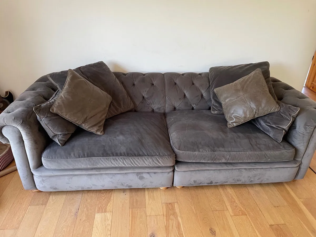 Couch & snuggler - Image 3
