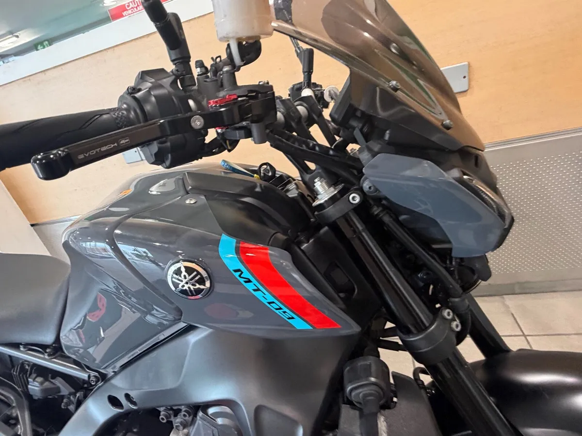212 yamaha mt09 - Image 2