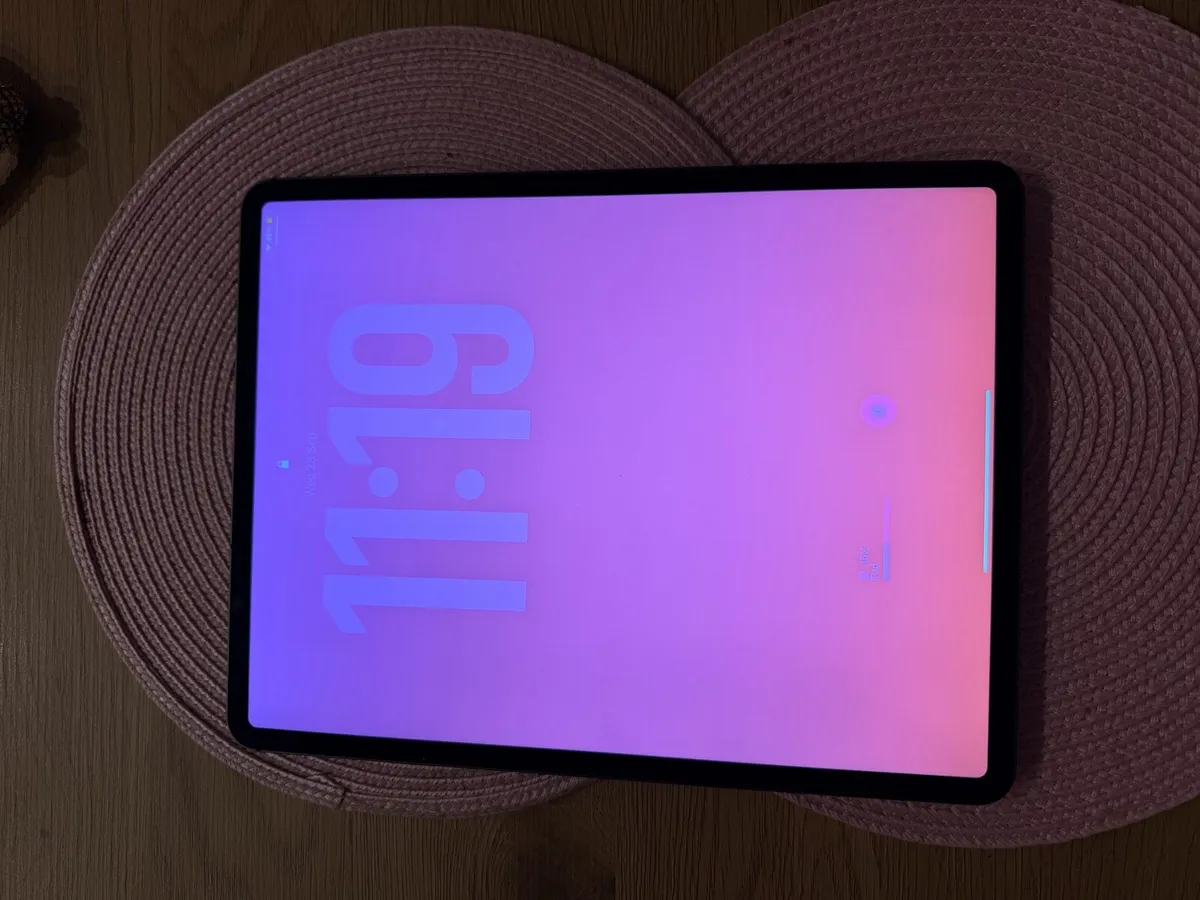 iPad Pro 12.9inch (4th Gen) - Image 2