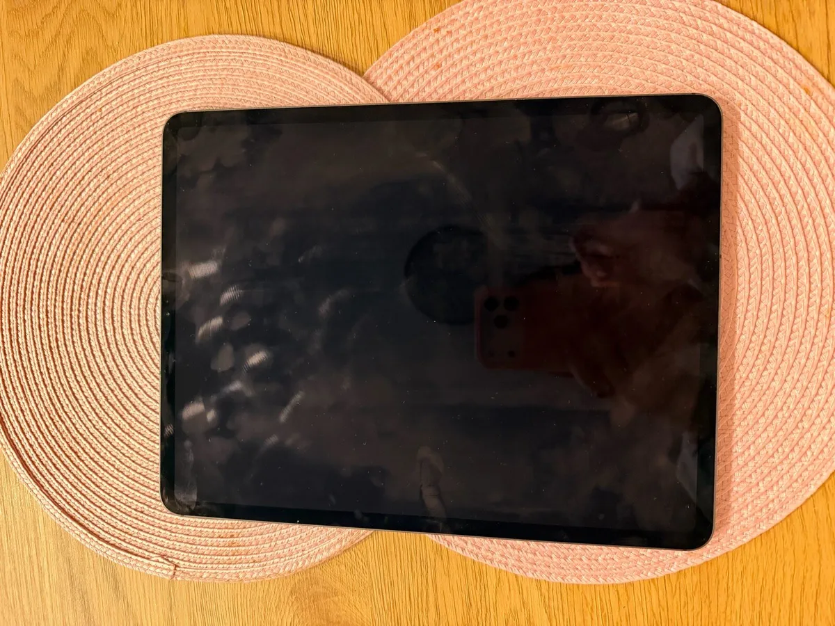 iPad Pro 12.9inch (4th Gen) - Image 4