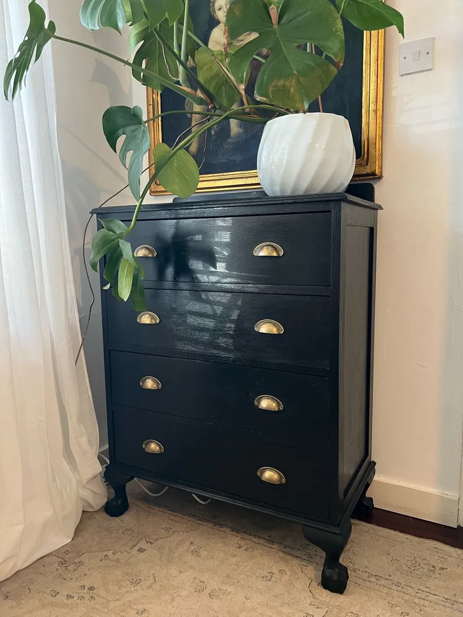 Ebonized antique oak chest of drawers - Image 3