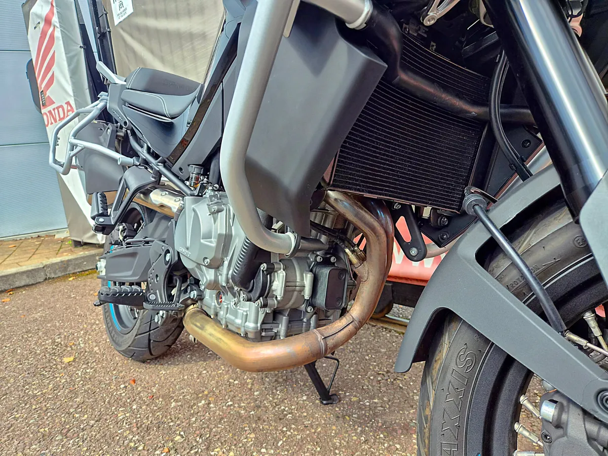 2025 CFMOTO 800 - Image 4