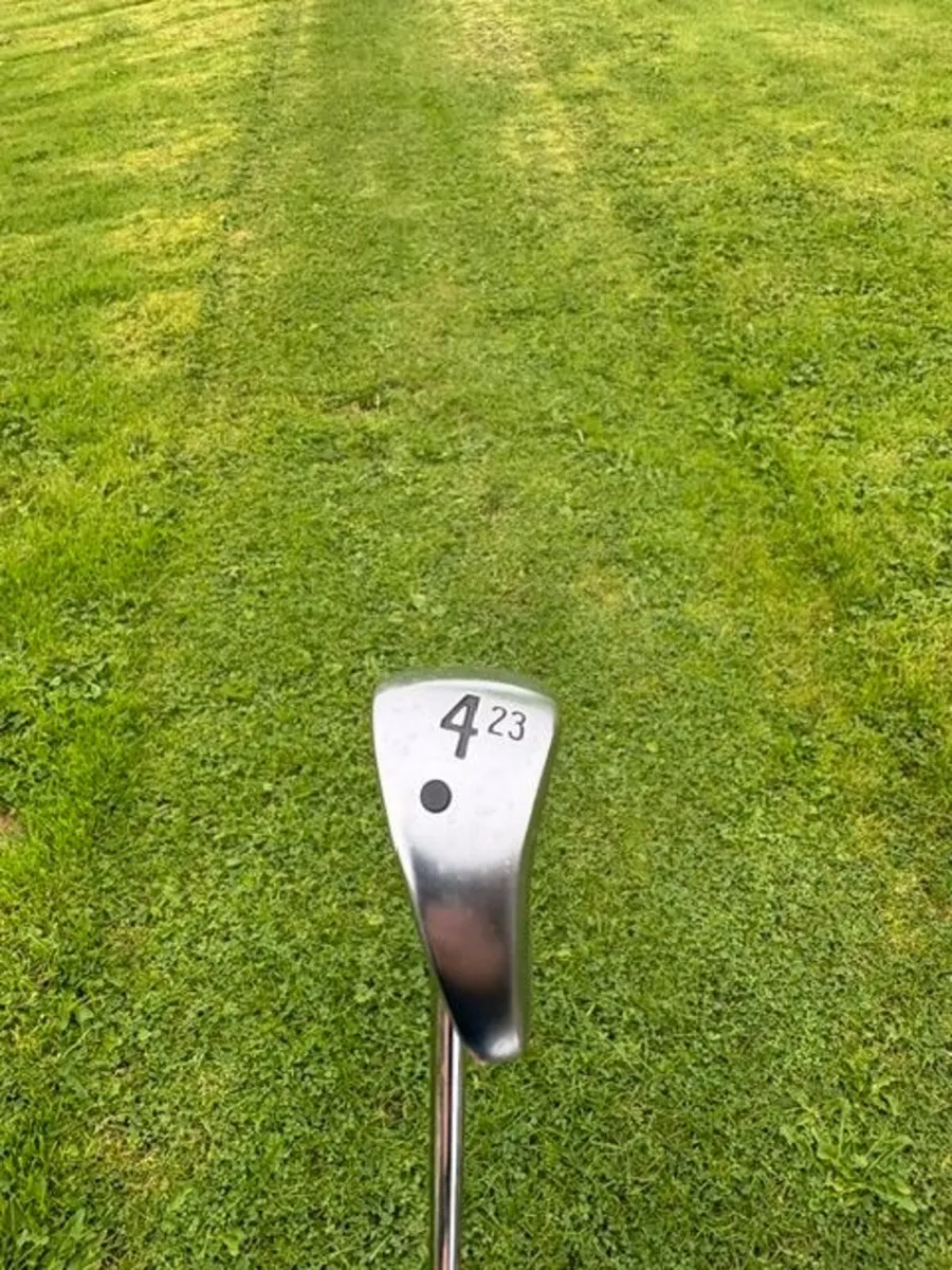 Srixon ZX Mark 2 Utility Iron - Image 4