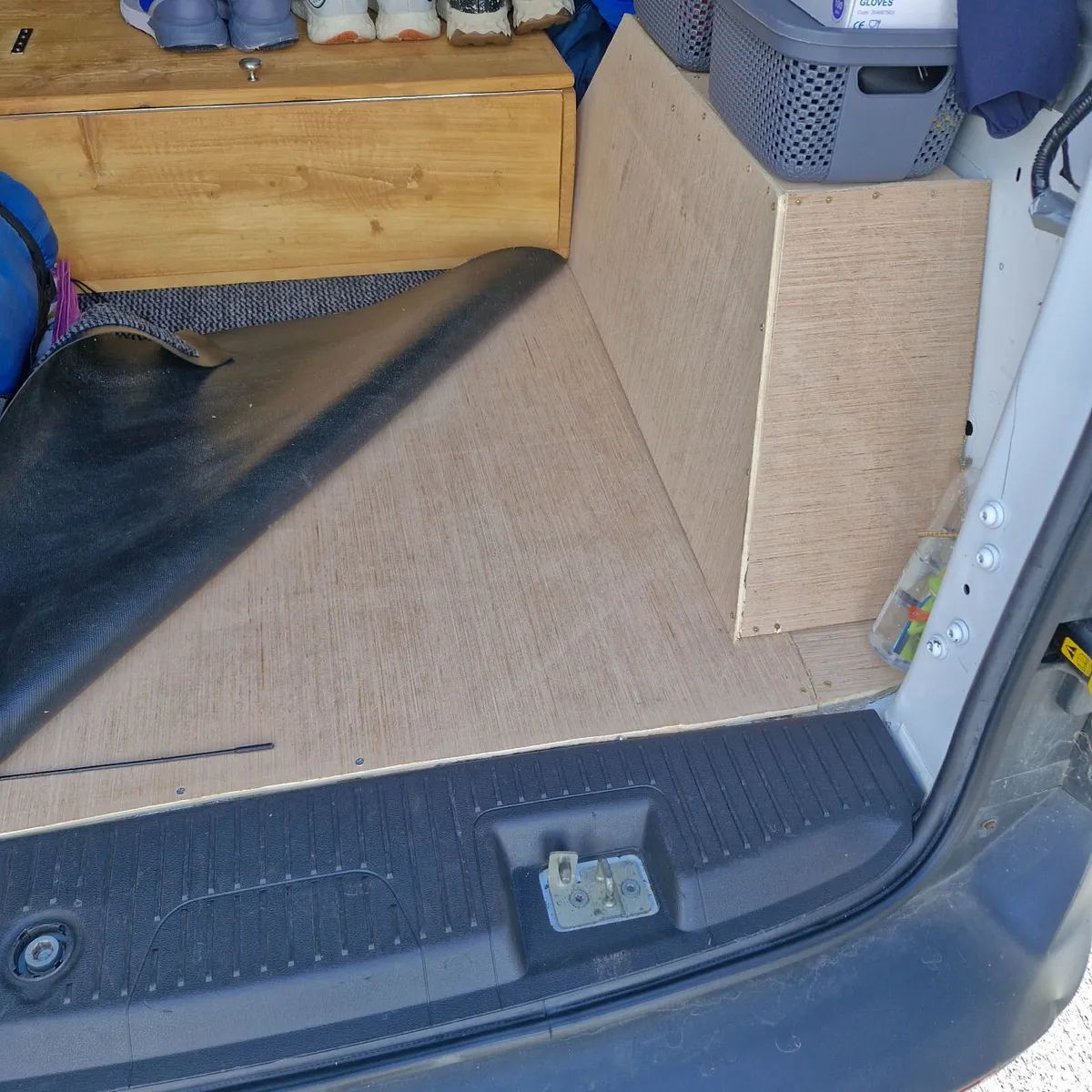 Ford Transit Courier 2014 - Image 4