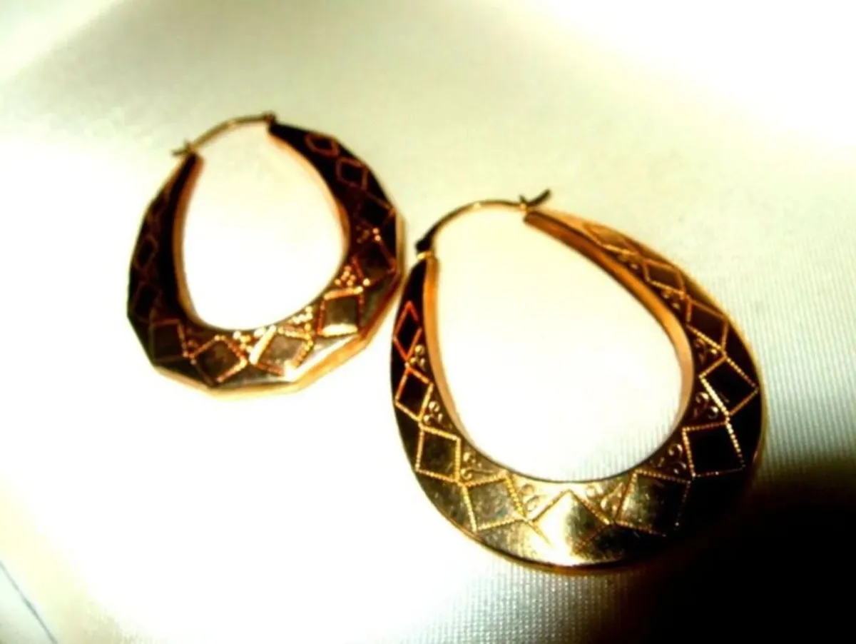 Vintage Hallmarked 9ct Gold Hoop Earrings - Image 2