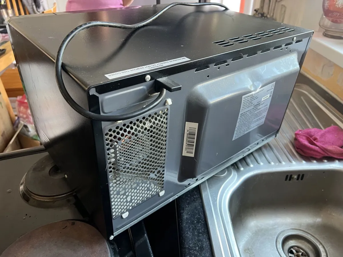 Microwave - Image 3