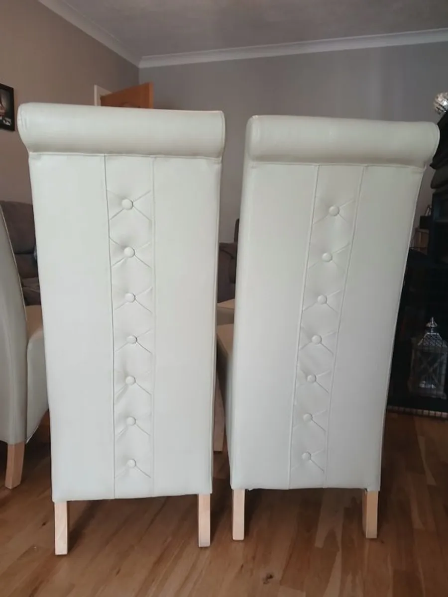 4  dining room chairs - Image 2