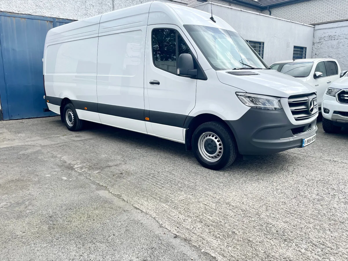 Mercedes-Benz Sprinter 315/43 Select 2.0 CDI,2025 - Image 2