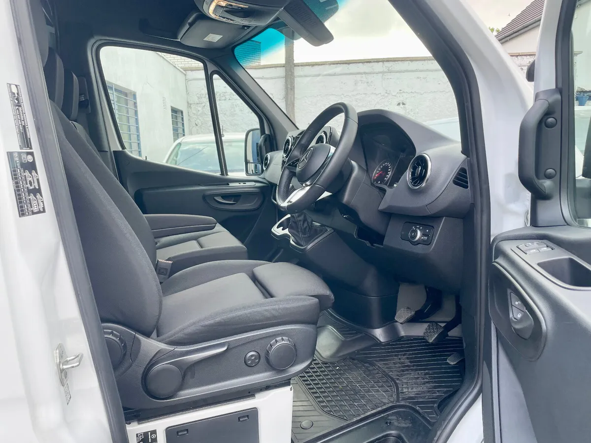 Mercedes-Benz Sprinter 315/43 Select 2.0 CDI,2025 - Image 4