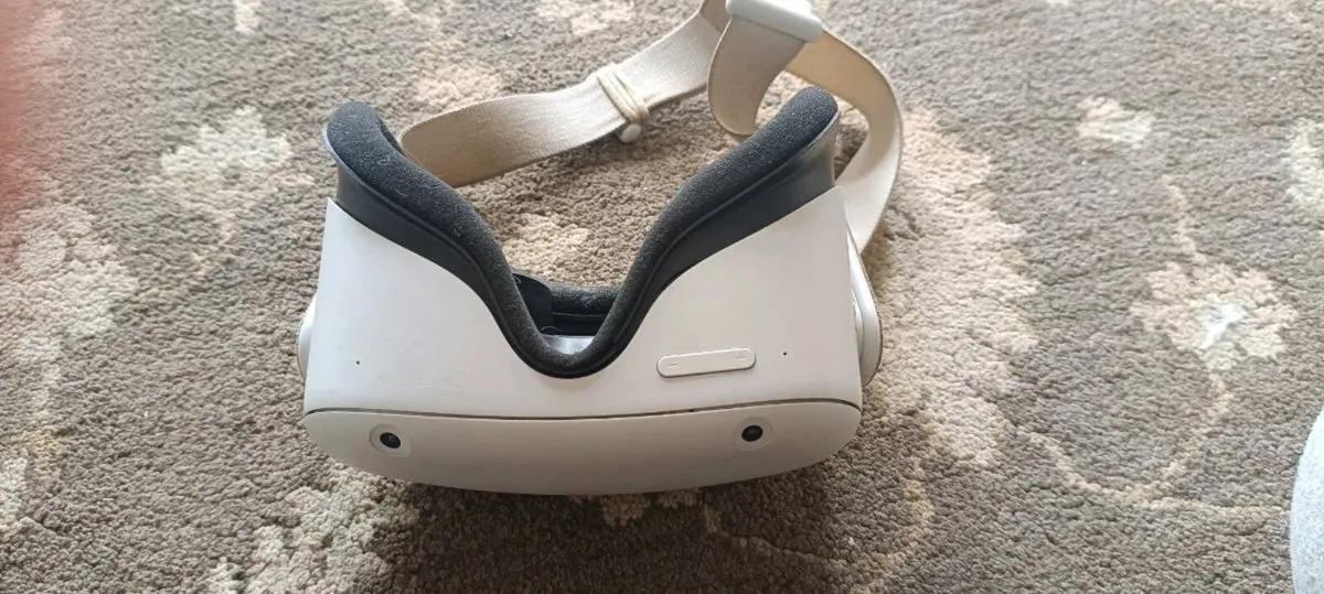 Oculus meta quest 2 - Image 3