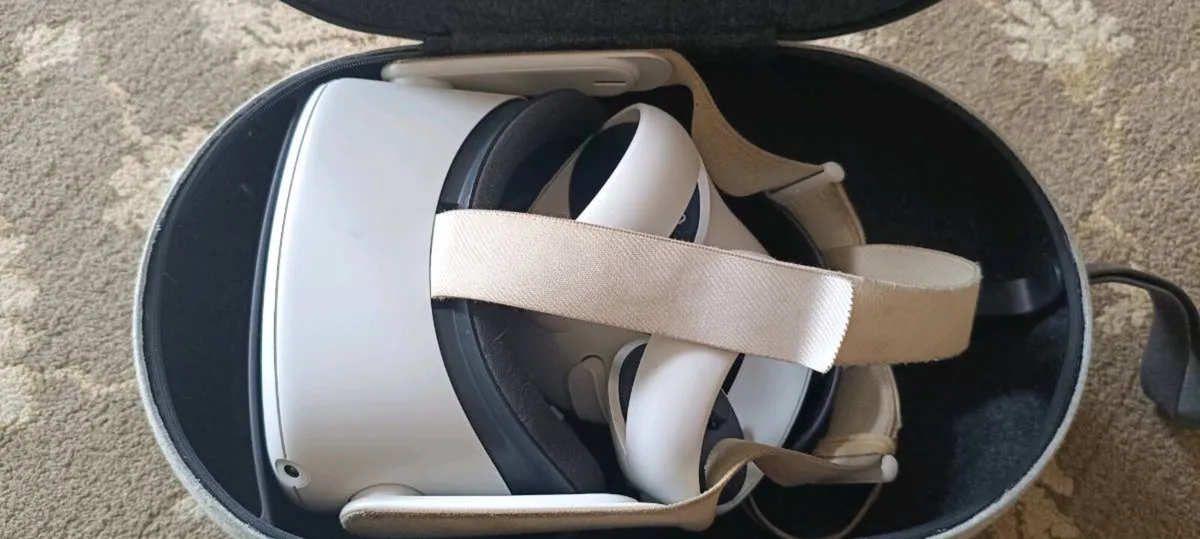 Oculus meta quest 2 - Image 2