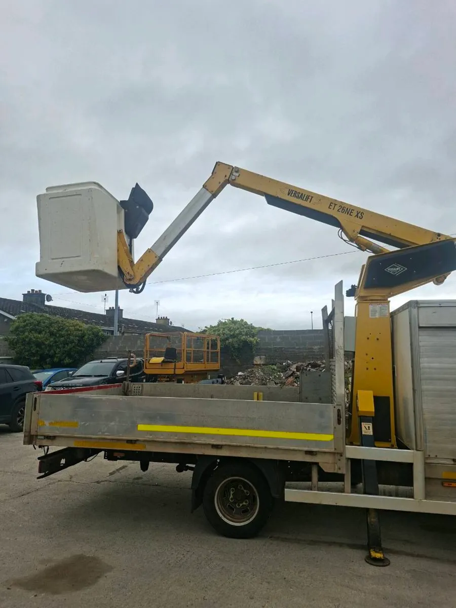 Iveco 50ci5 2 axle rigid body tower - Image 3