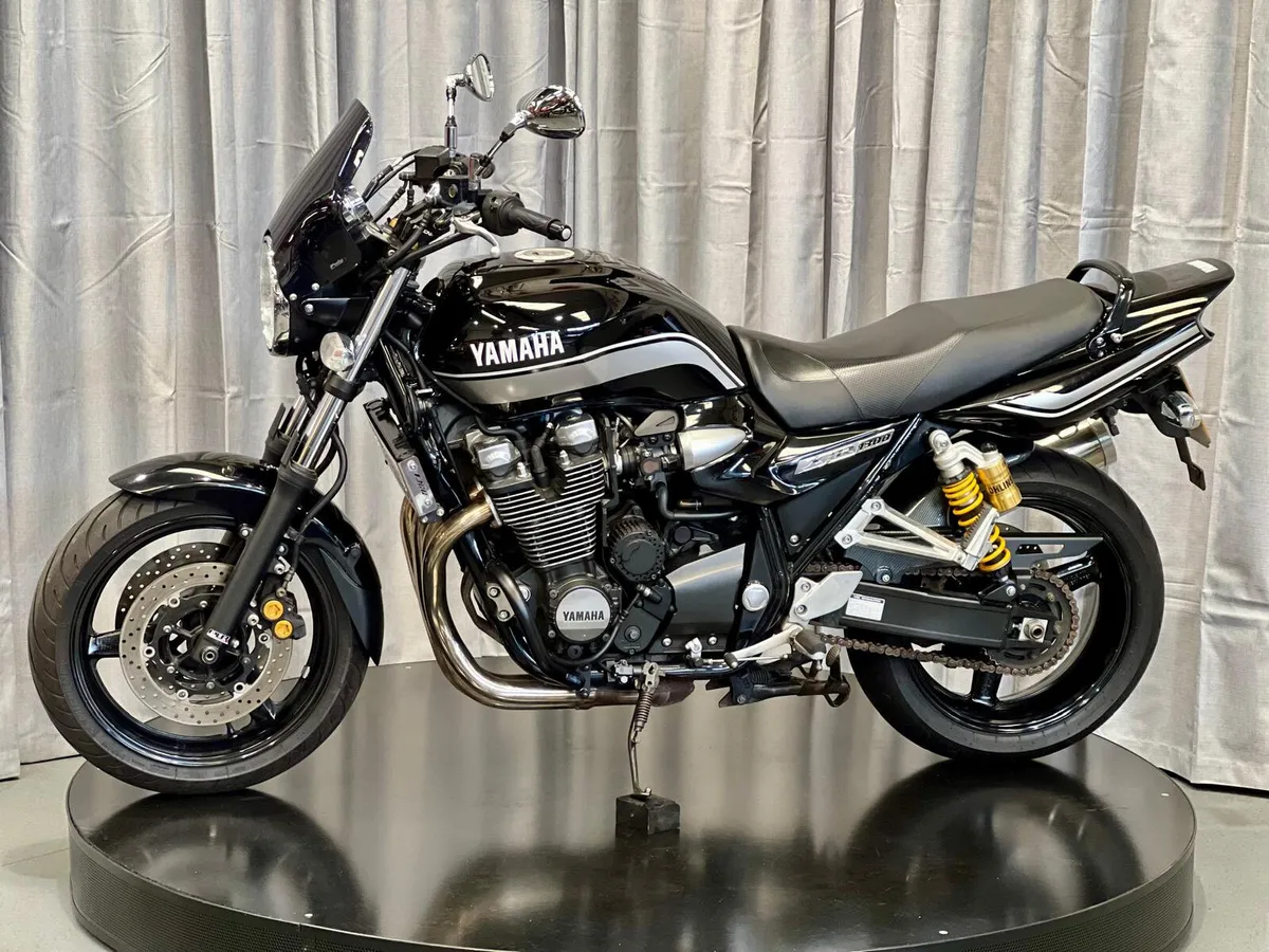 Yamaha XJR 1300 2013 - Image 4
