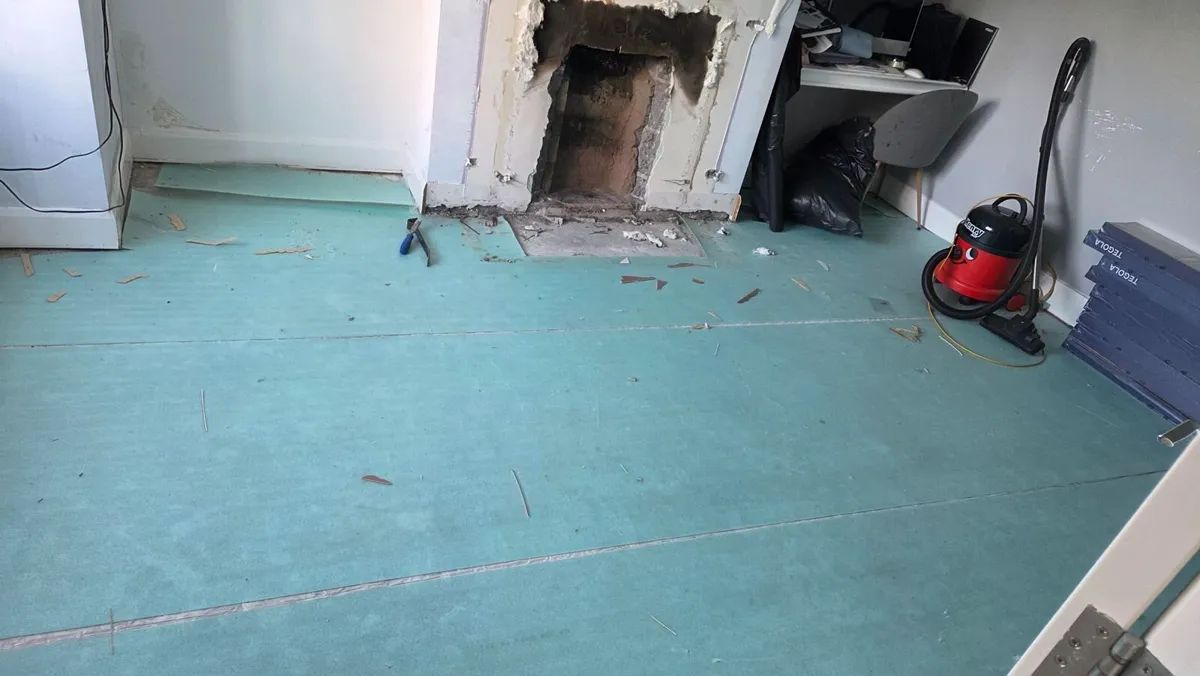 Fireplace - Image 4