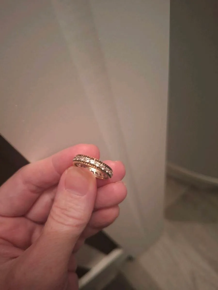 9ct gold vintage eternity ring - Image 4