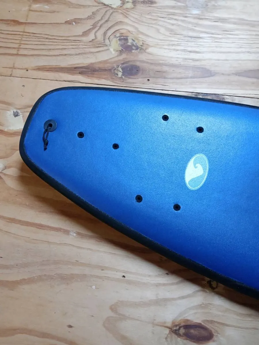 Surfboard - Image 2