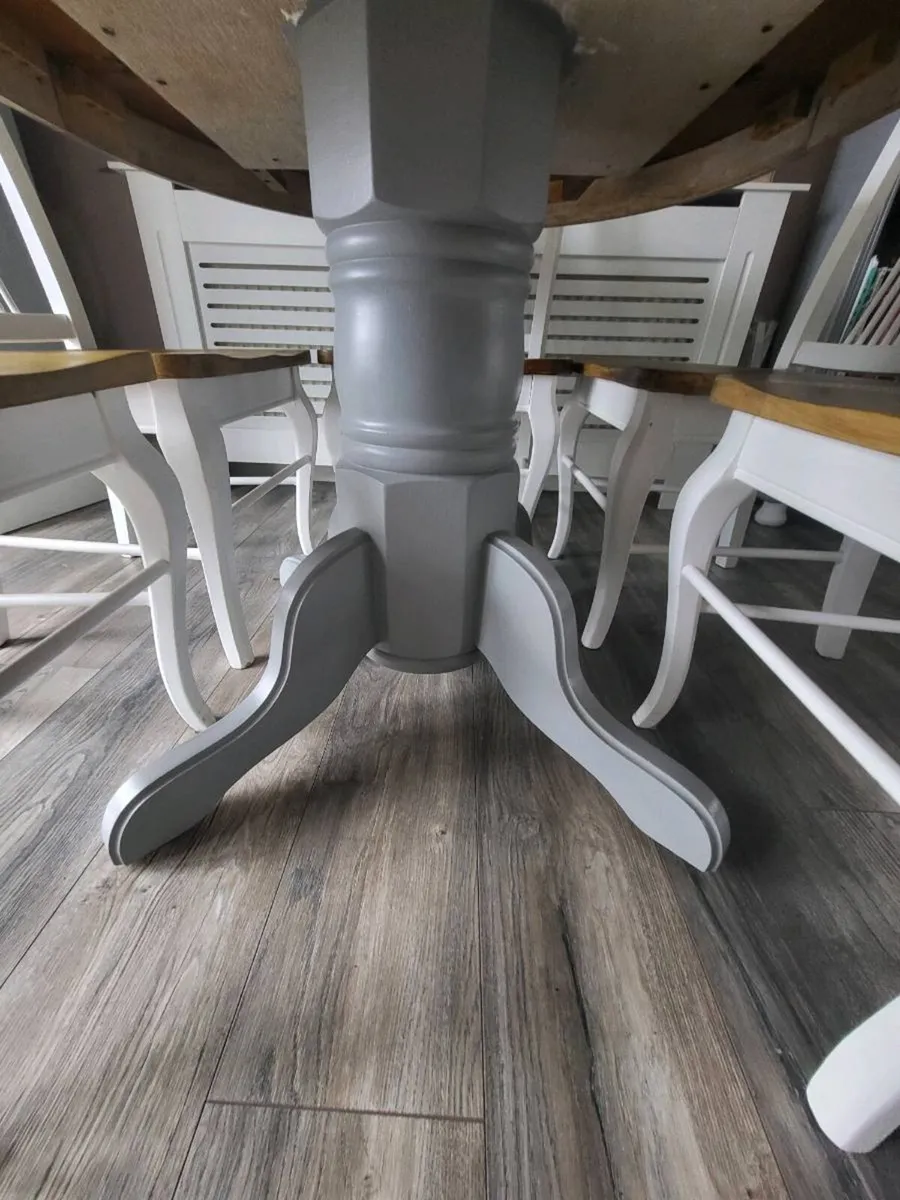 Dining table - Image 3