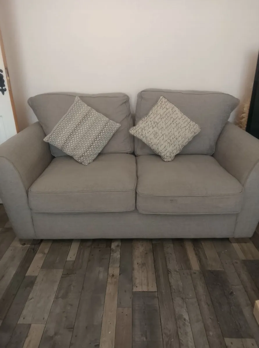 2 seater sofa. - Image 2