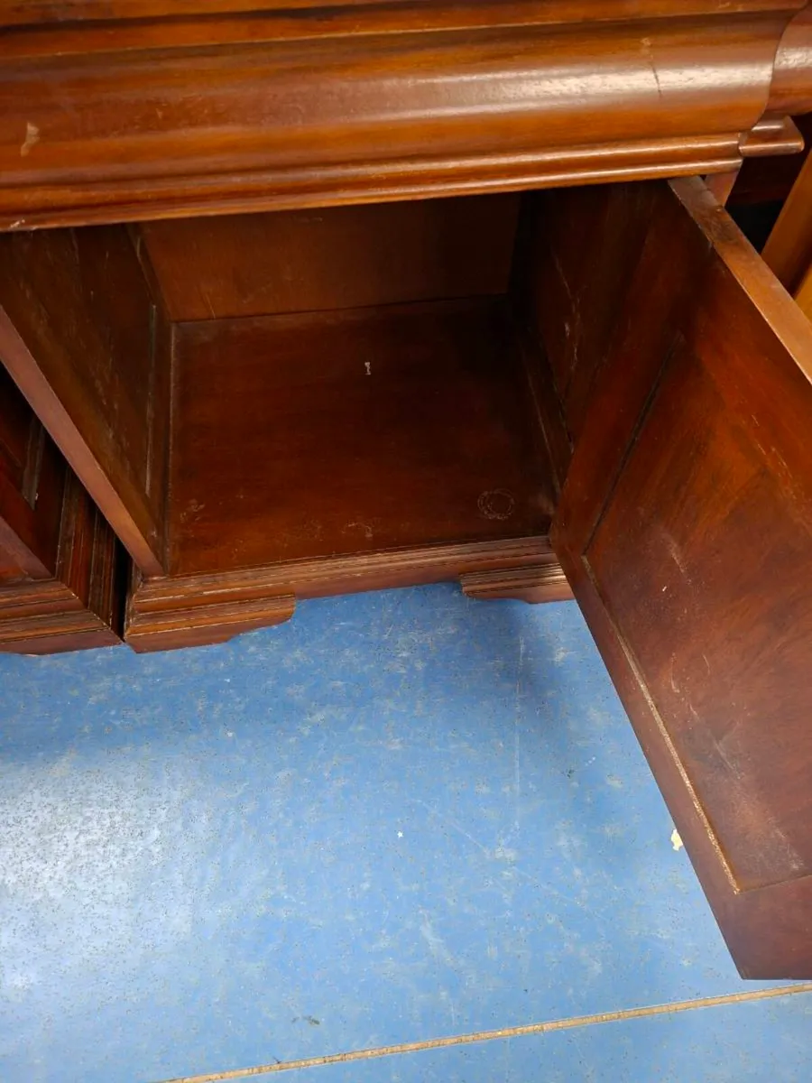 BEDSIDE LOCKERS X 2 - Image 3
