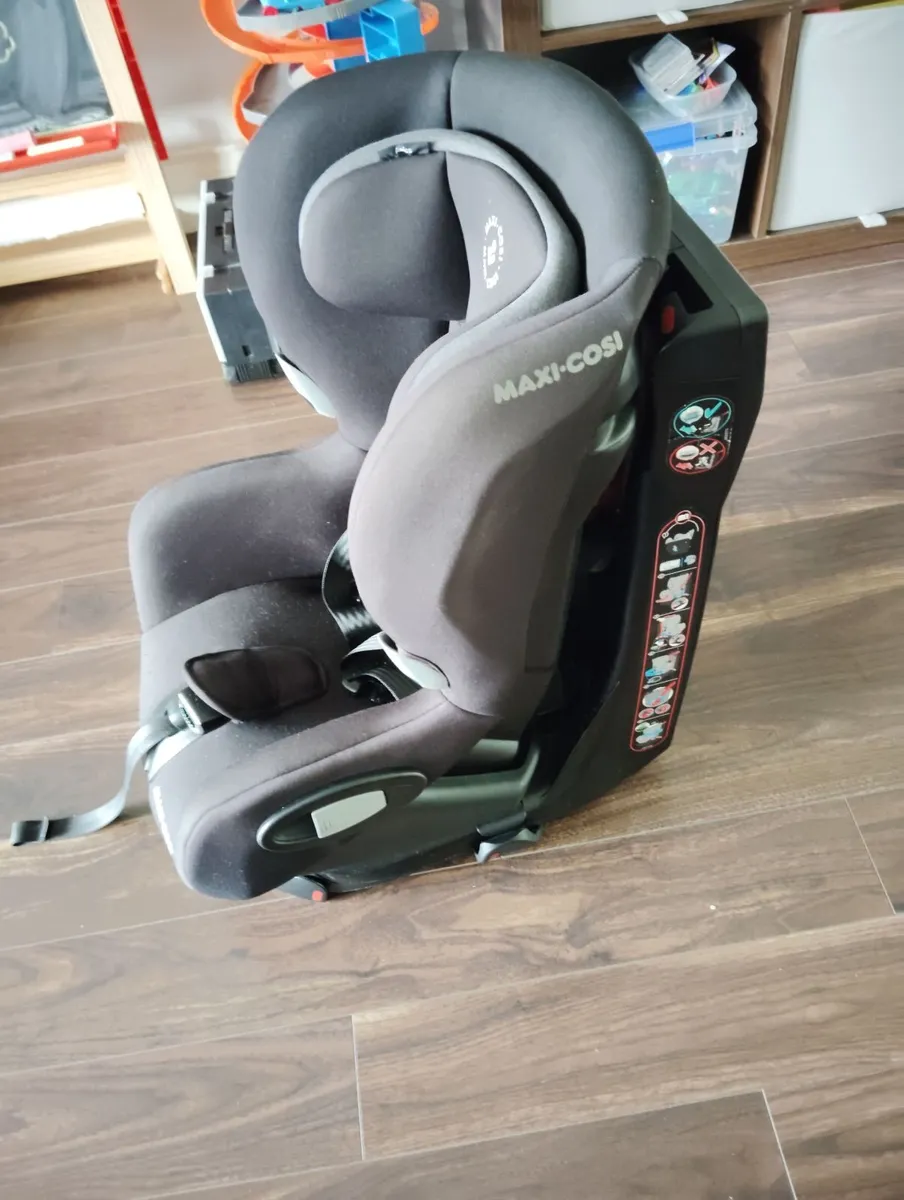 Maxi Cosi Axiss - child seat, good condition - Image 1