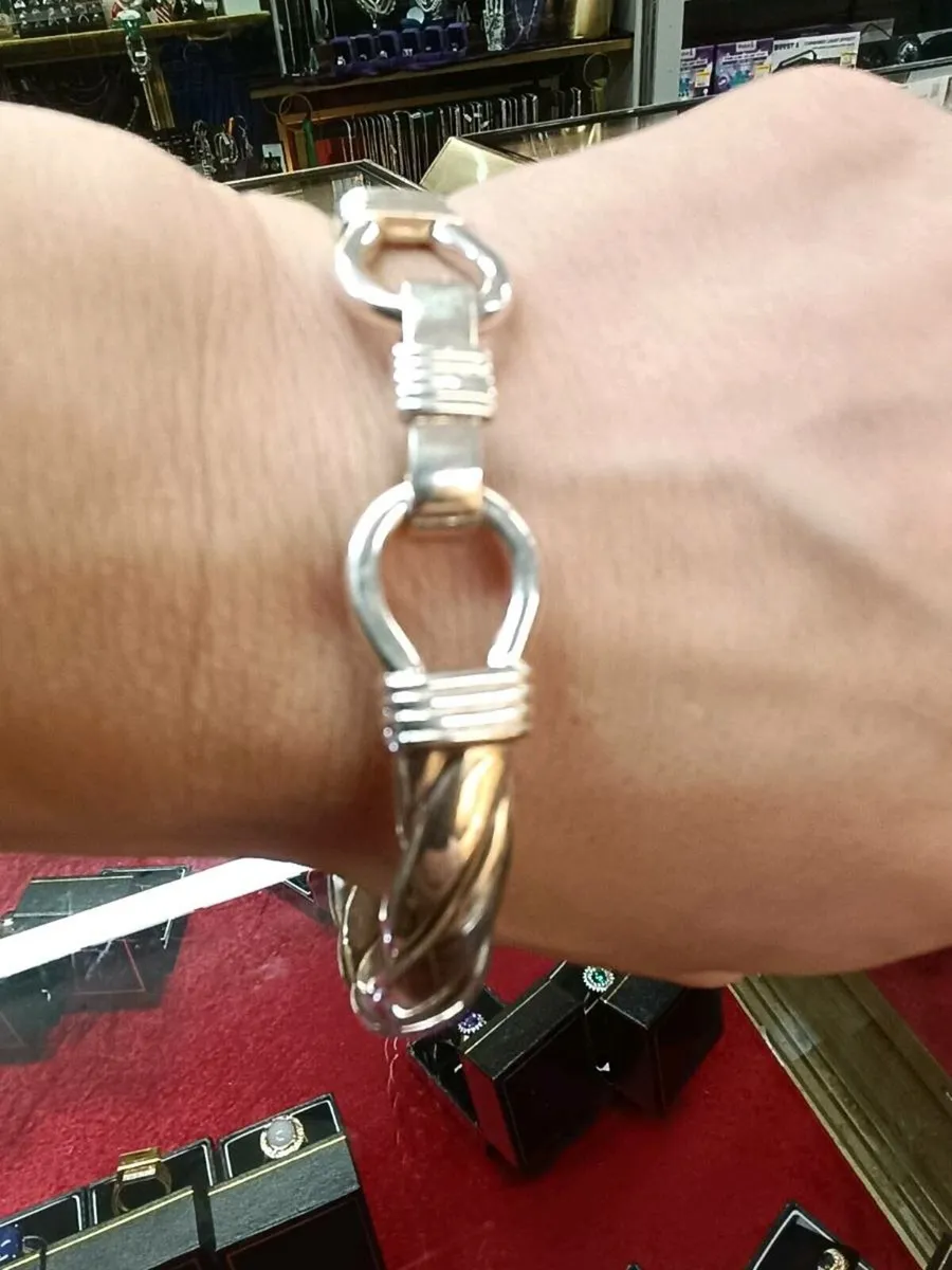 Large Silver Oval Twisted Bangle - Image 2