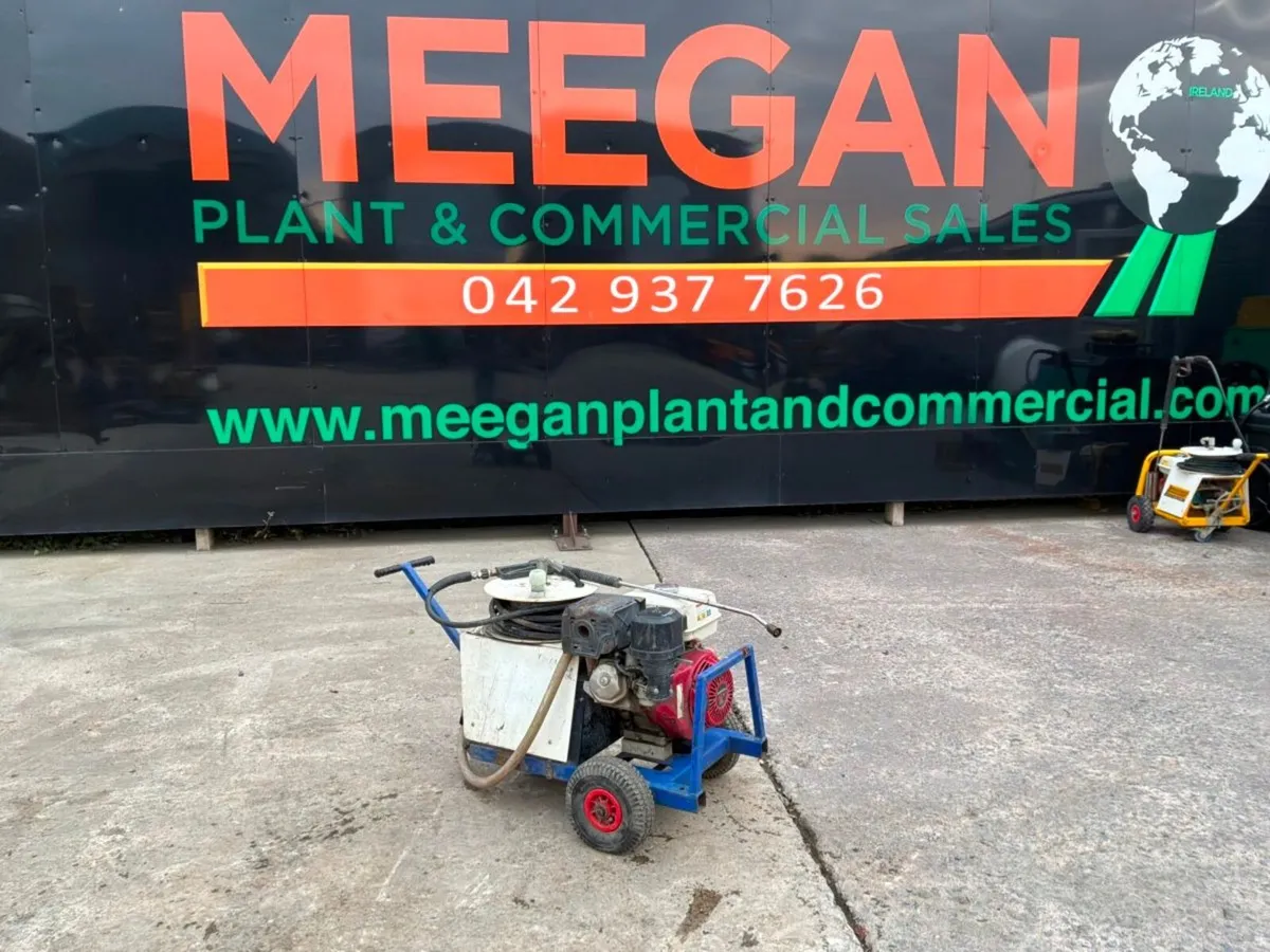 Honda power / pressure  washer....cat pump   835t. - Image 1