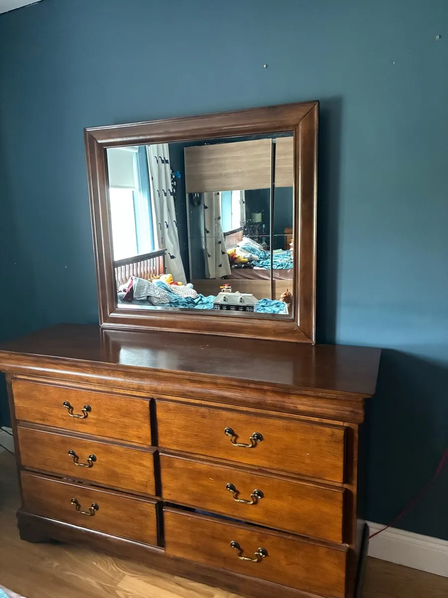 Chest of drawers and mirror - Image 1
