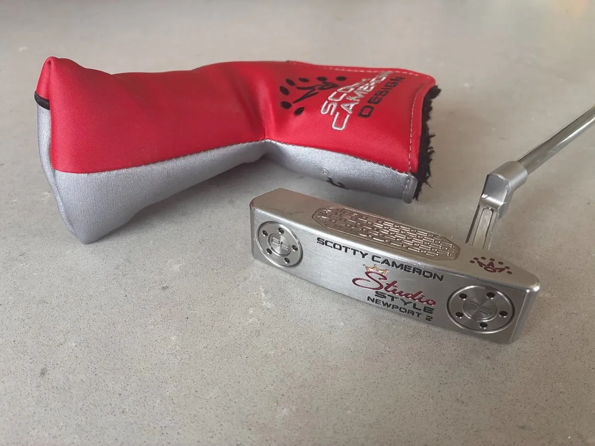 Scotty Cameron Studio Style Newport 2 35" Putter - Image 3