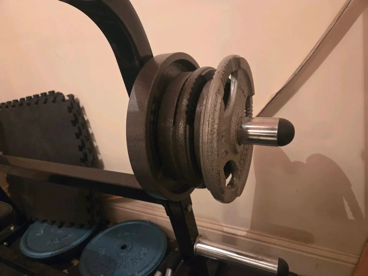Squat rack, bench, olympic bar and 100kg - Image 4