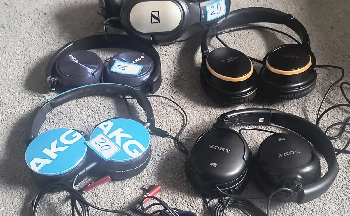 Wired Headphones Earphones, tape-c - Image 1