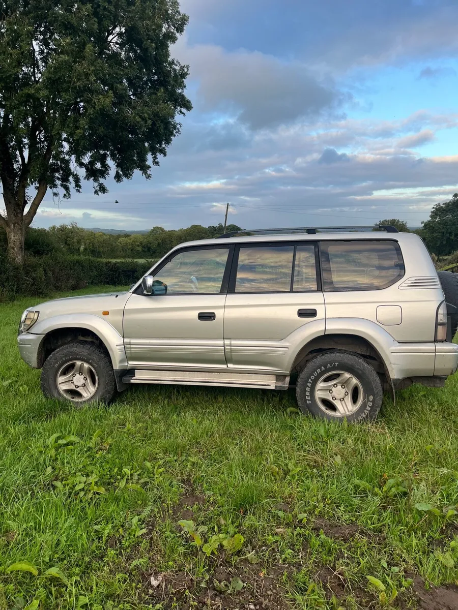 Toyota Land Cruiser 2000 - Image 4