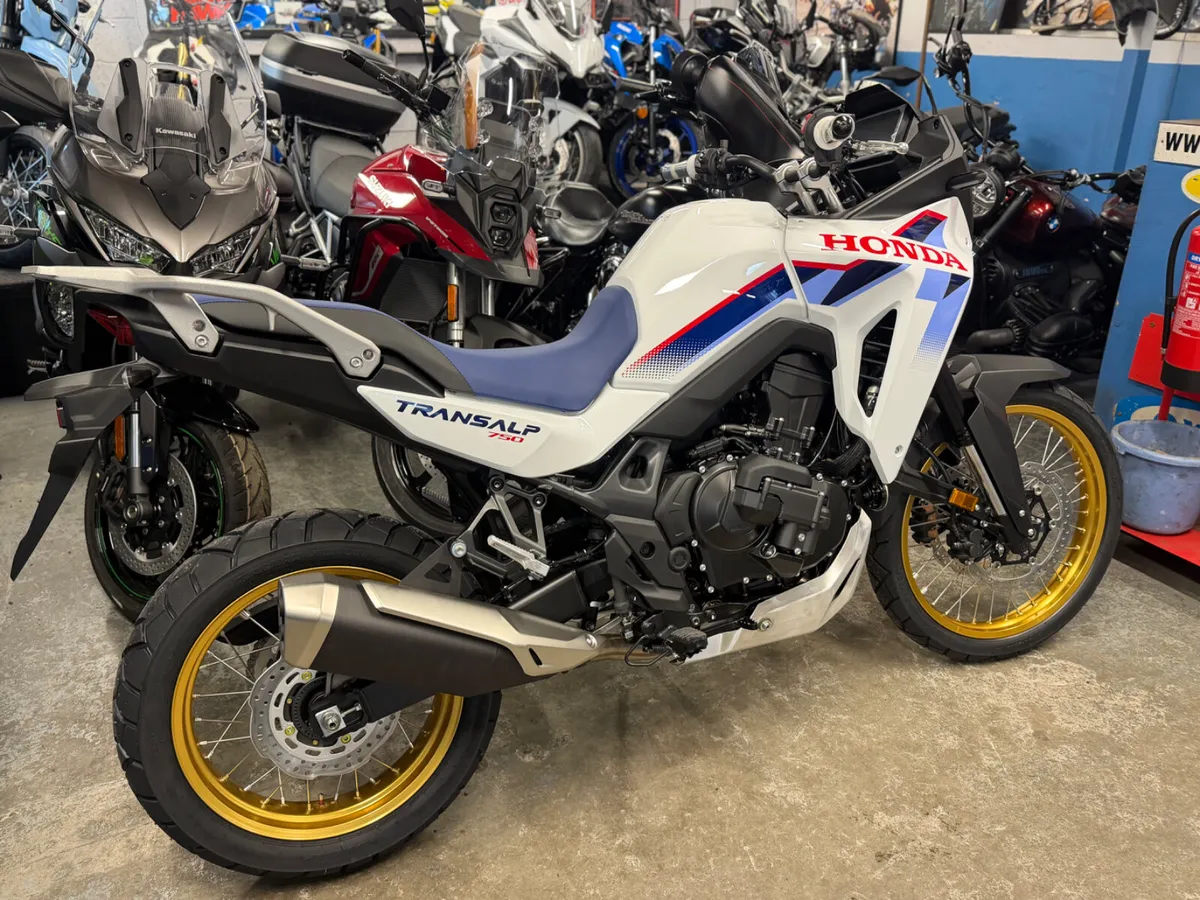 2026 Honda Transalp 750 E-CLUTCH (NEW) - Image 3