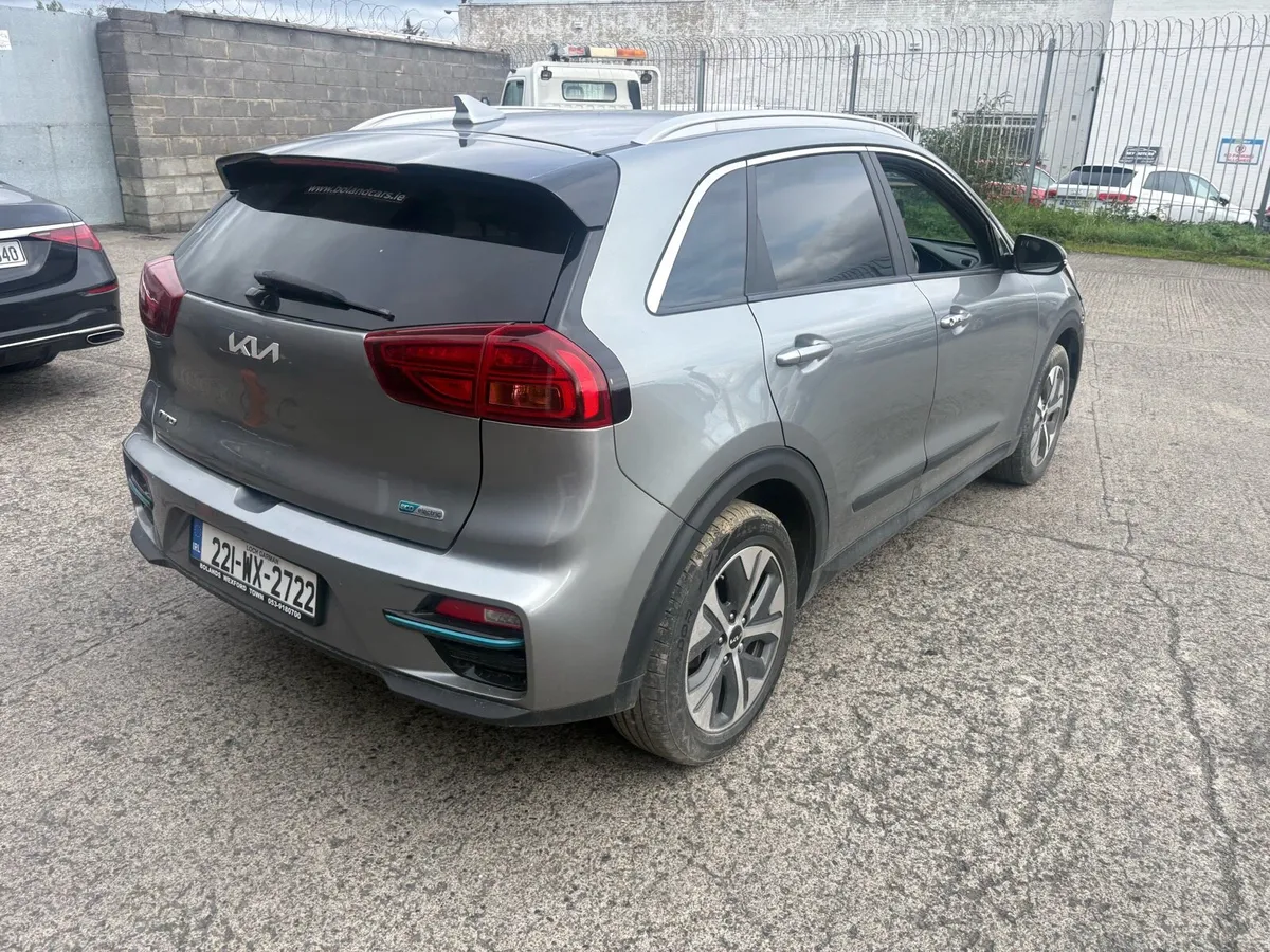 22 Niro - Image 2