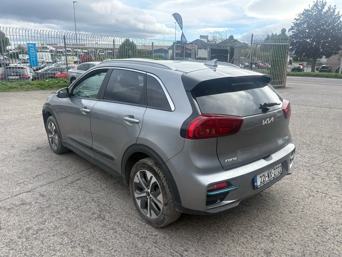 22 Niro - Image 3