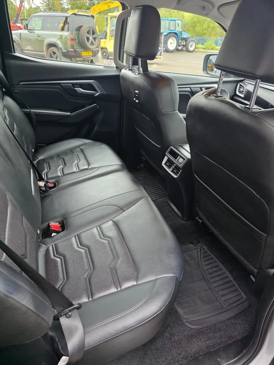 2024 Isuzu D-Max 2024 - Image 4