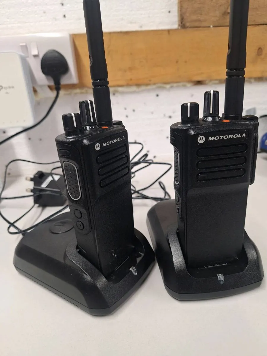 Motorola DP4400e Two-Way Radio walkie talkie - Image 1