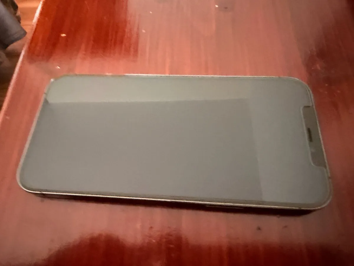 iPhone 12 Pro - Image 2