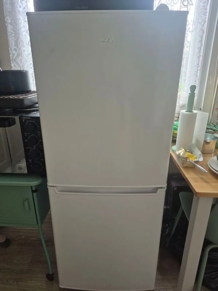 Logik Fridge - Image 4