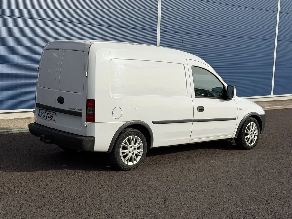 Opel Combo - Image 4