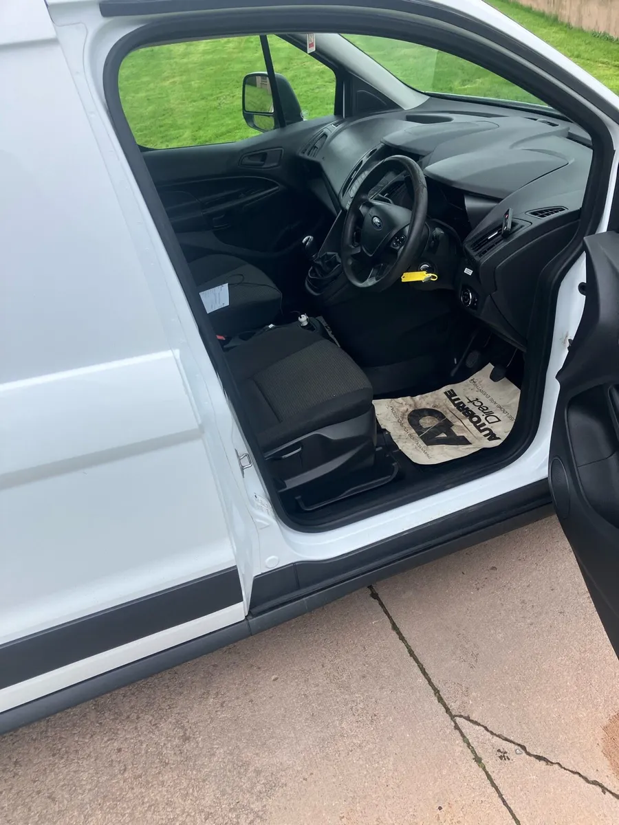 Ford transit connect - Image 4