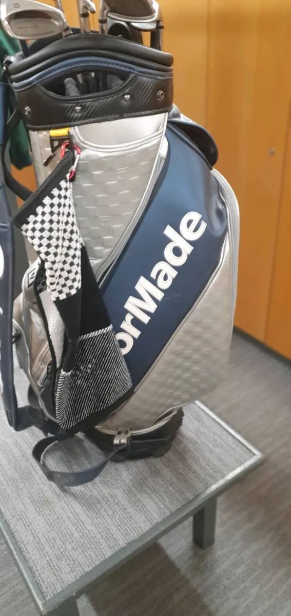 TAYLORMADE TOUR BAG - Image 3