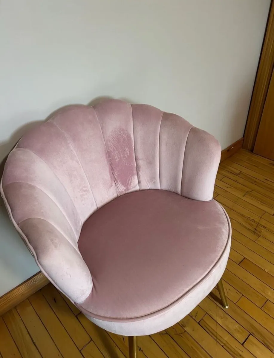 Pink Velvet Shell Accent Chair - Image 3