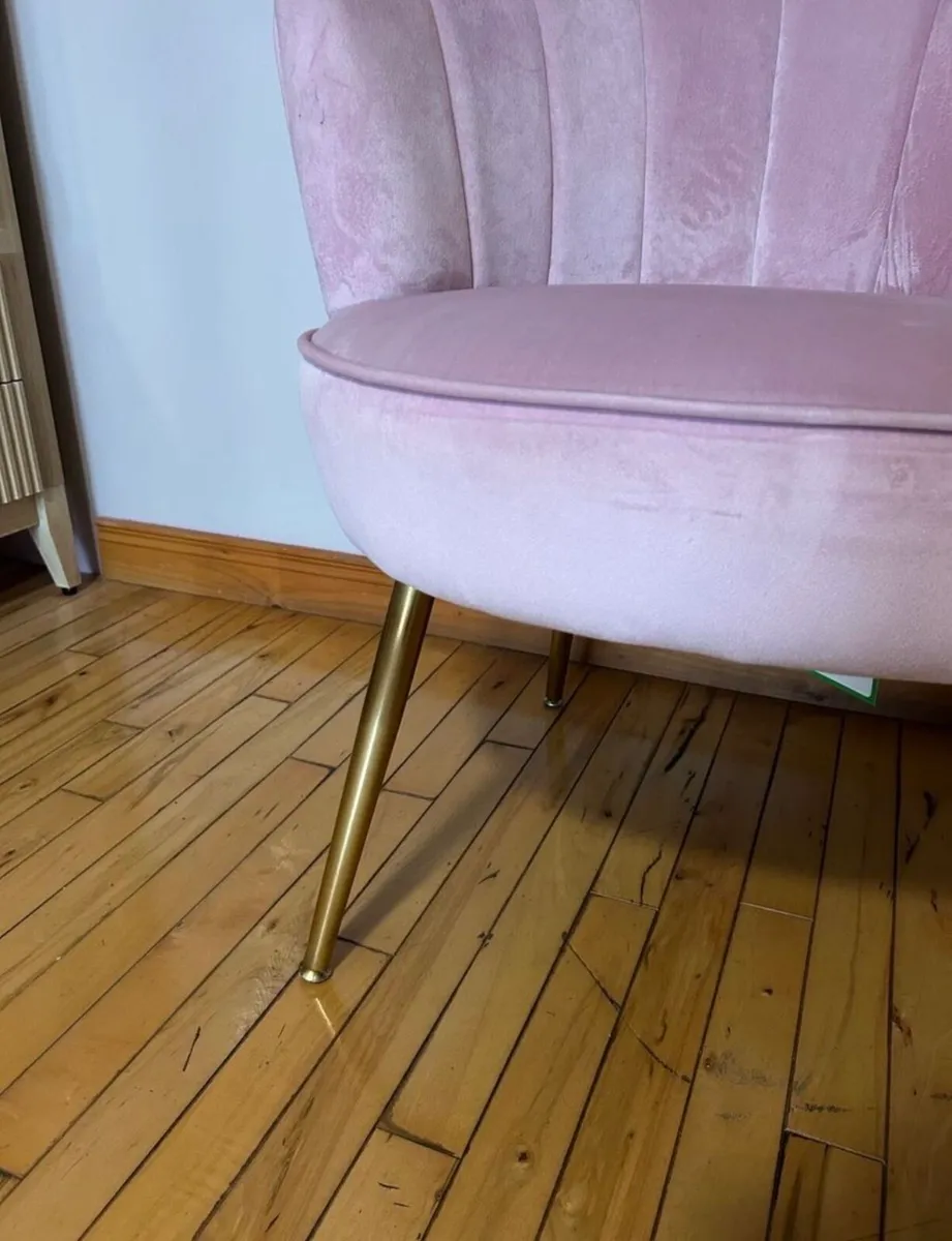 Pink Velvet Shell Accent Chair - Image 4