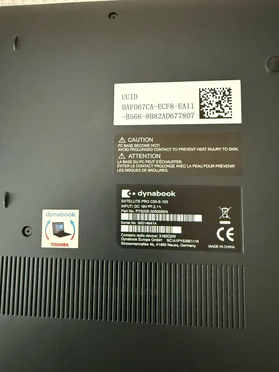 Toshiba (dynabook) Laptop - Image 3