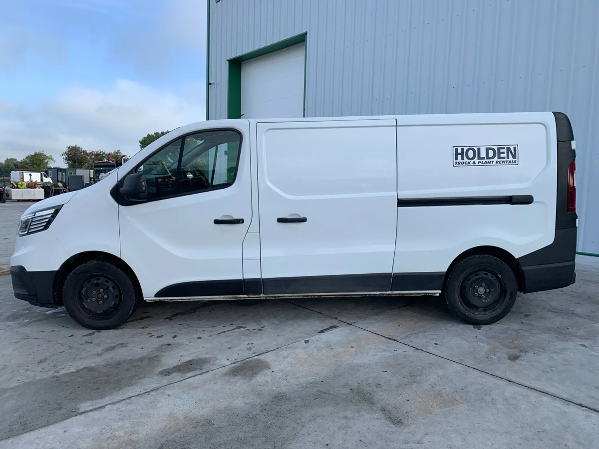 UNRESERVED 2022 RENAULT TRAFIC FOR AUCTION - NAAS - Image 2