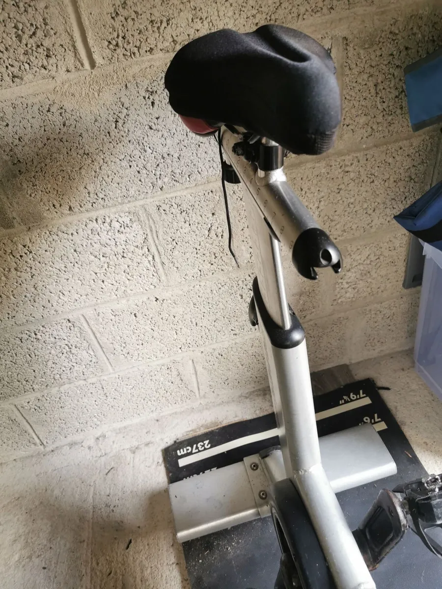 Gym Spinning Bike - Image 3