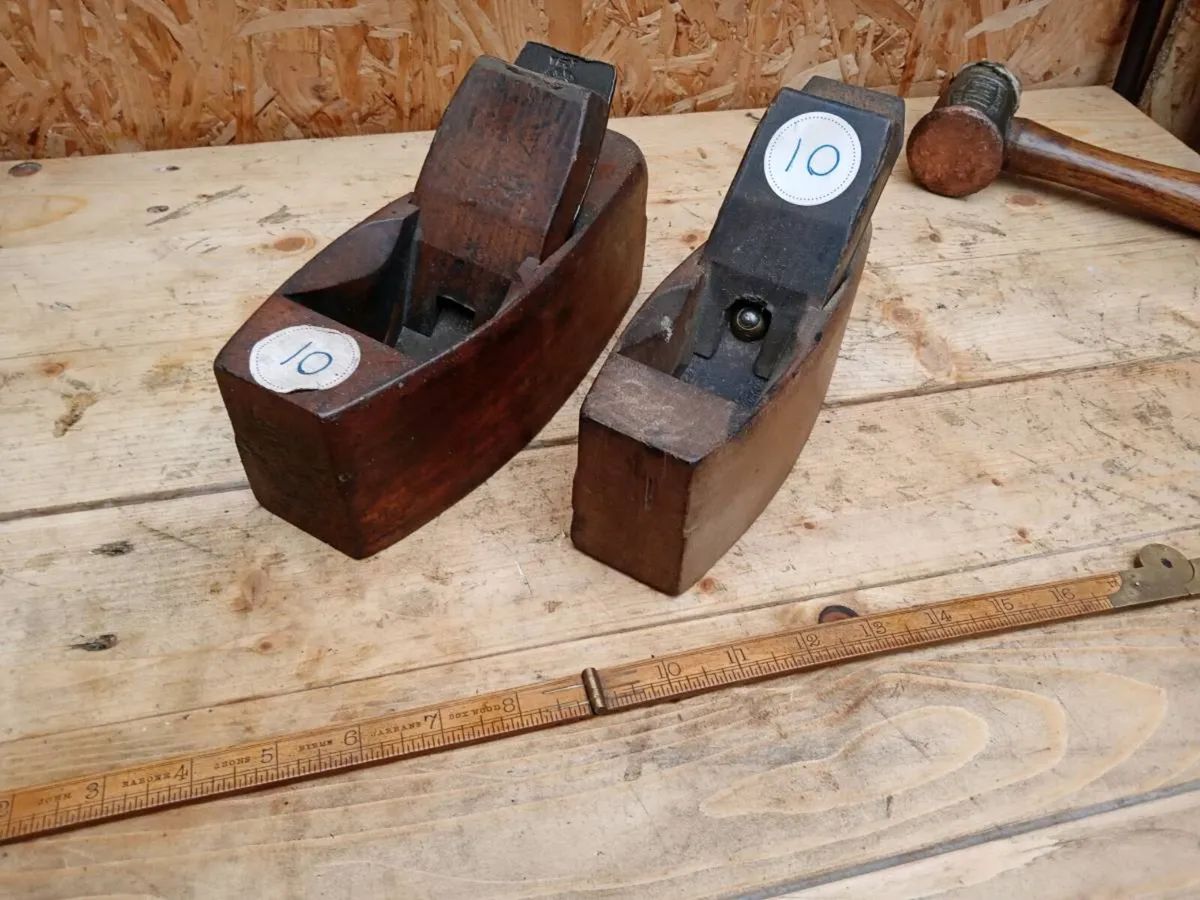 Vintage wooden coffin plane - Image 1