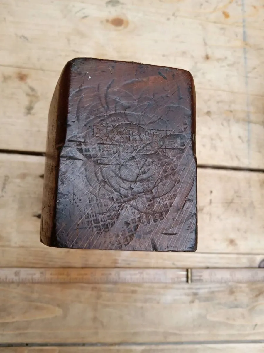 Vintage wooden coffin plane - Image 3