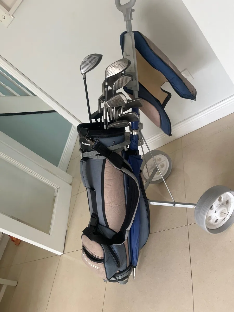 Golf Clubs and Trolly - Image 2