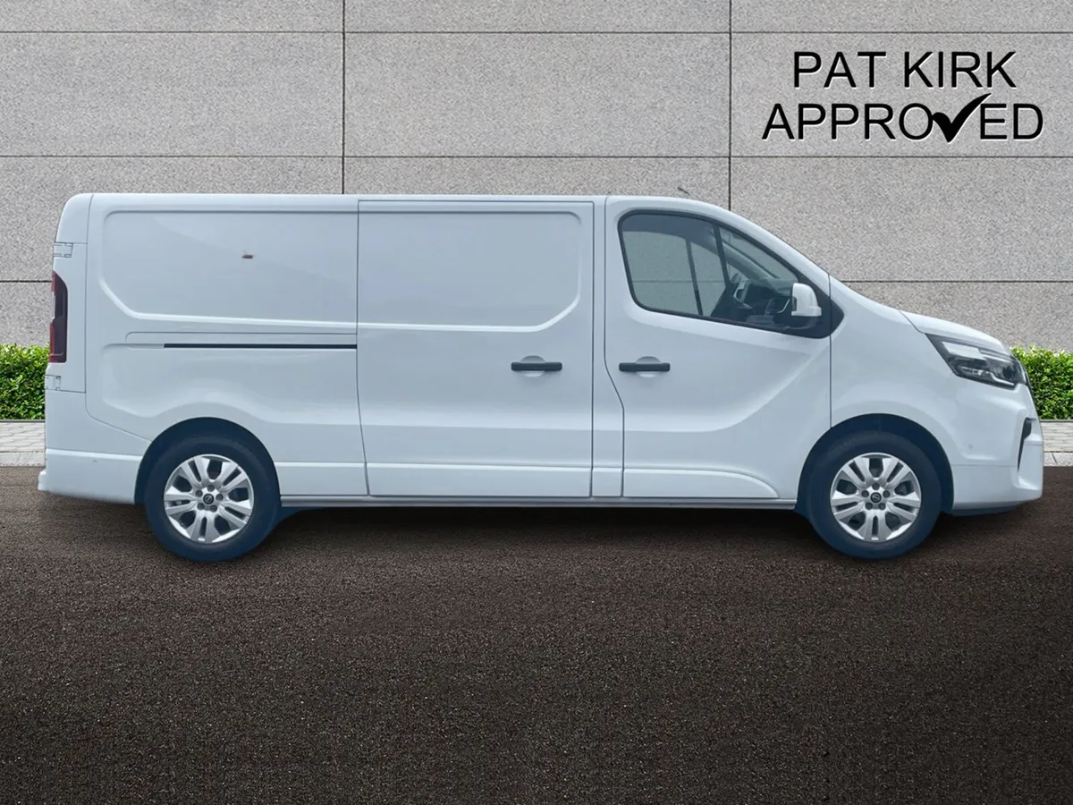 Nissan Primastar 2.0 dCi 150ps H1 Tekna Van - Image 3